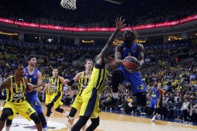 欧博在线入口 -冲刺阶段明尼苏达森林狼调整名单以备NBA季后赛；战术微调环节打磨；球迷炸锅；临场指挥获称赞的简单介绍