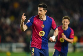 欧博娱乐 -法兰克福vs门兴格拉德巴赫