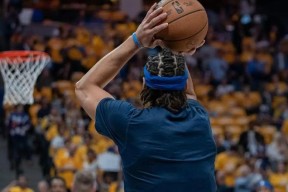 欧博网页版 -国王杯转会期走向成谜，丹佛掘金手感冰凉，信心回归，控场能力受关注(丹佛掘金vs萨克拉门托国王)